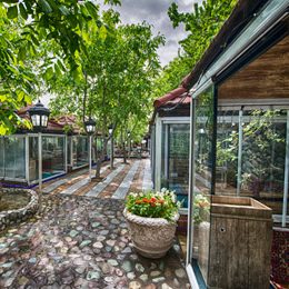نمای رستوران