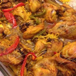 مرغ زعفرانی در فر